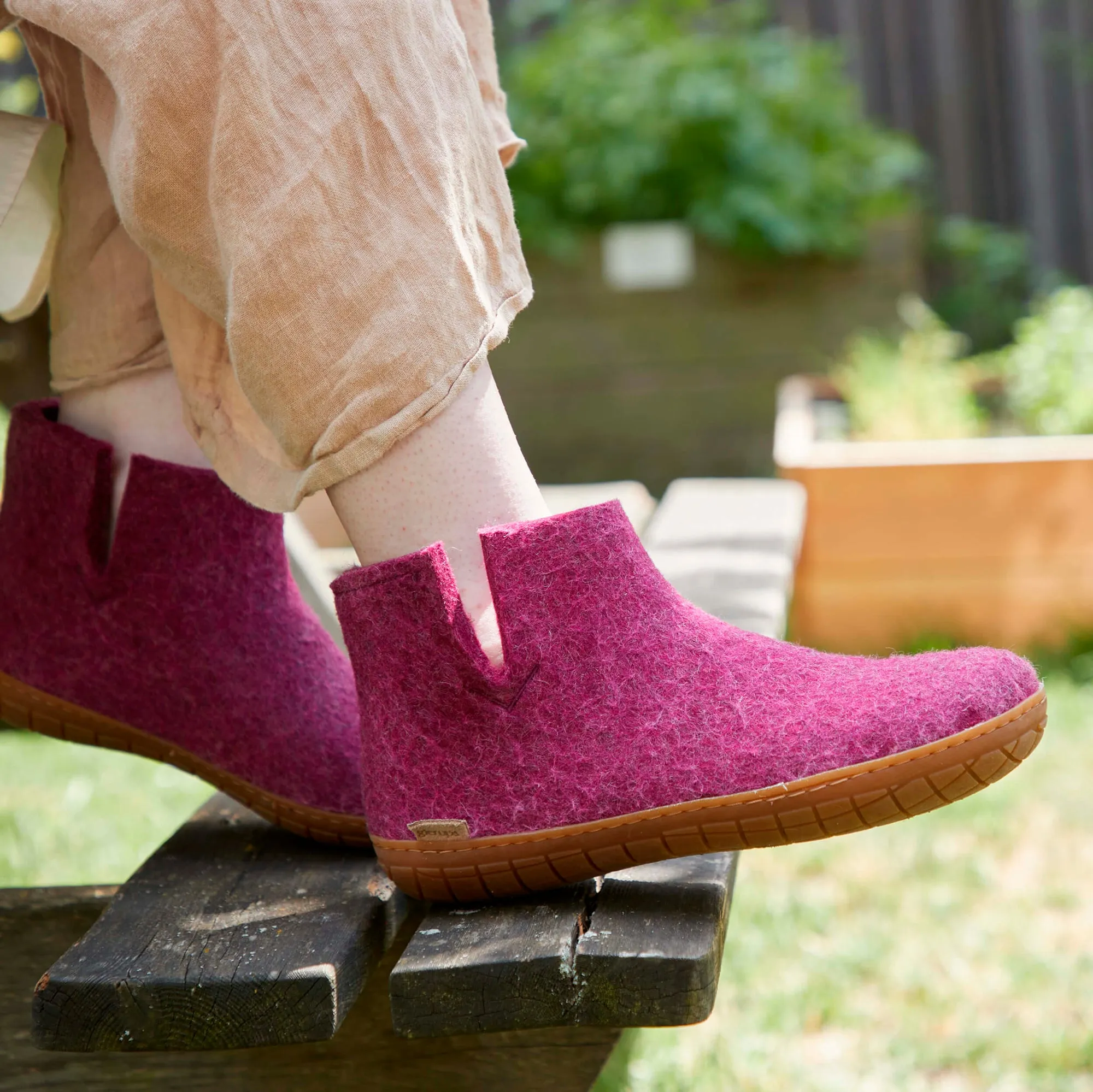 Boot with natural rubber sole - honey - Cranberry