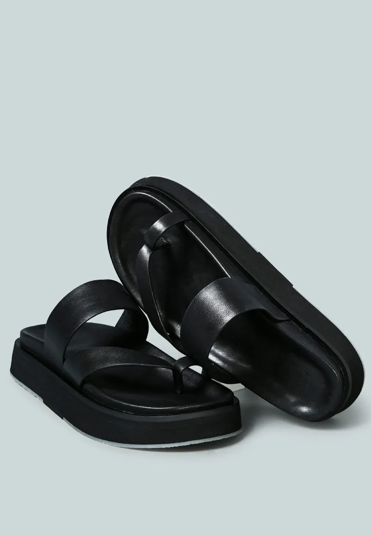 BULLOCK Slip-On Leather Sandal in Black