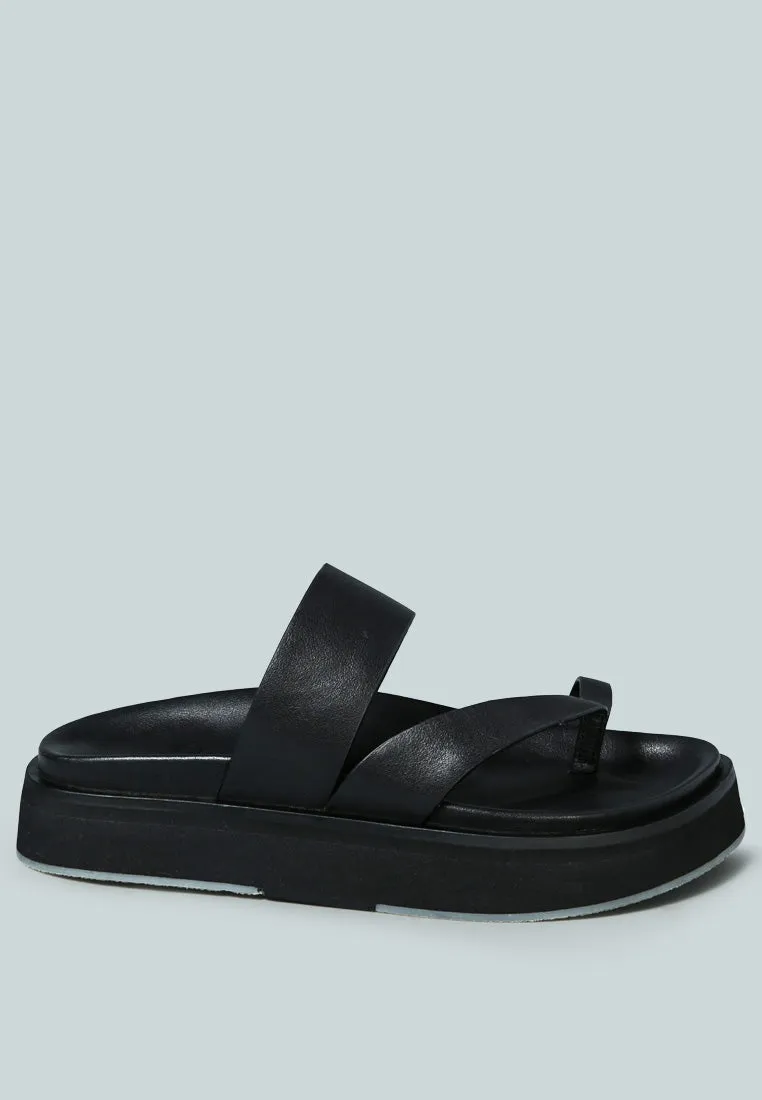 BULLOCK Slip-On Leather Sandal in Black