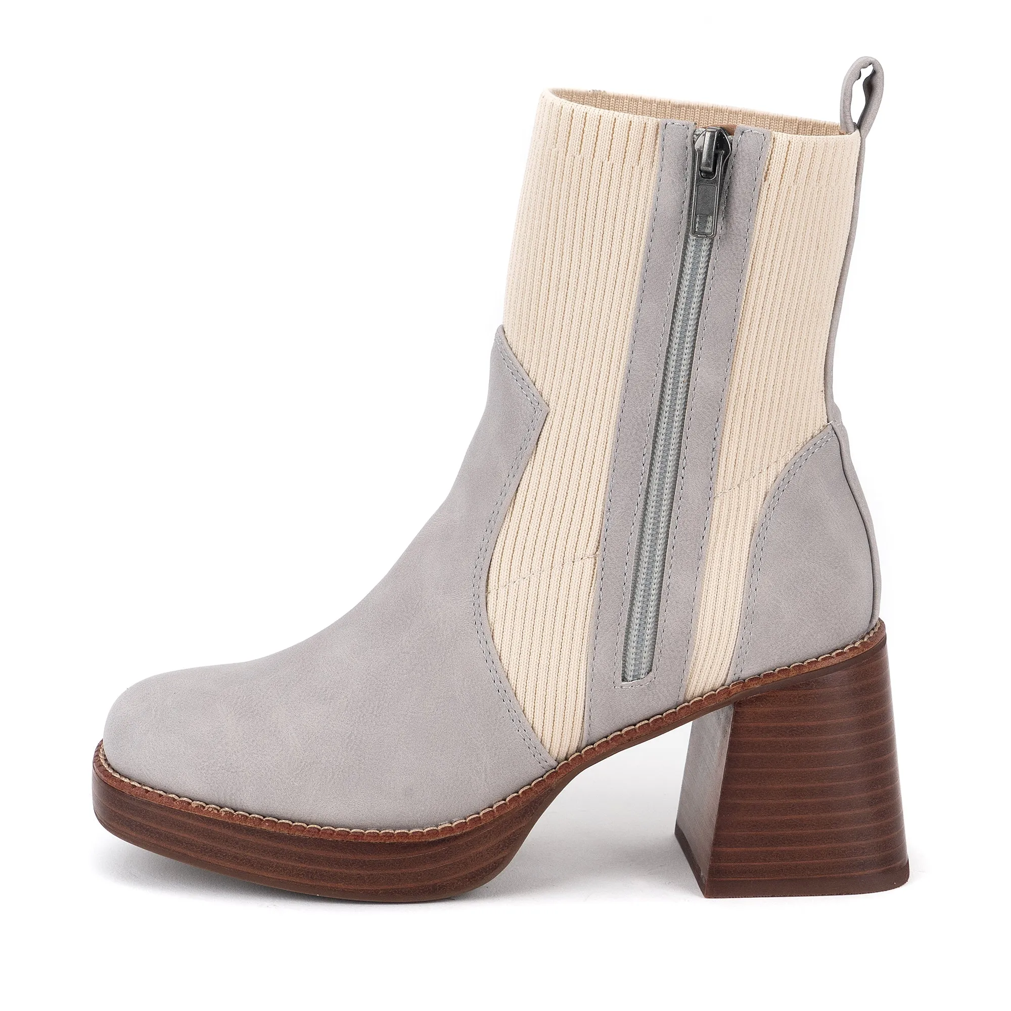 Izmir Chelsea Ankle Boot