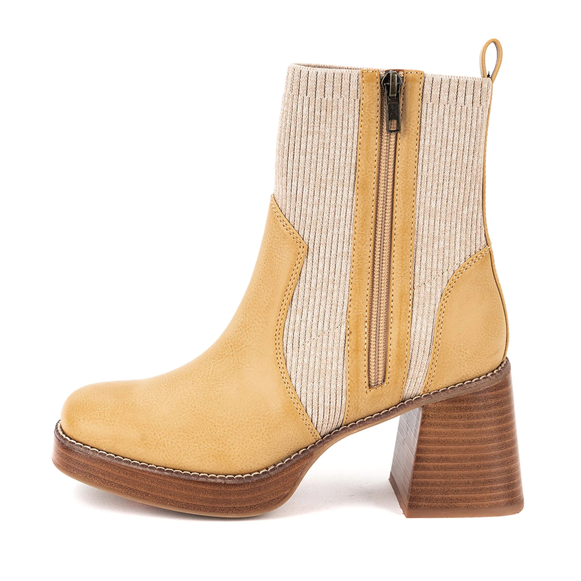 Izmir Chelsea Ankle Boot